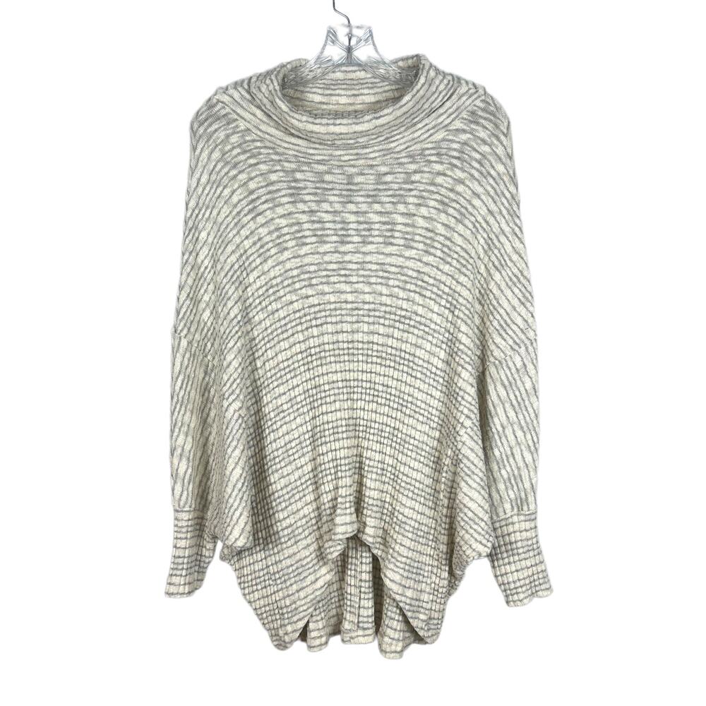 NWT Elan, gray and ivory dolman sleeve relaxed sweater size small